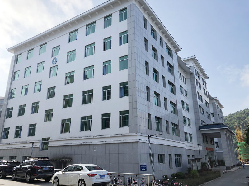 医院大楼.jpg